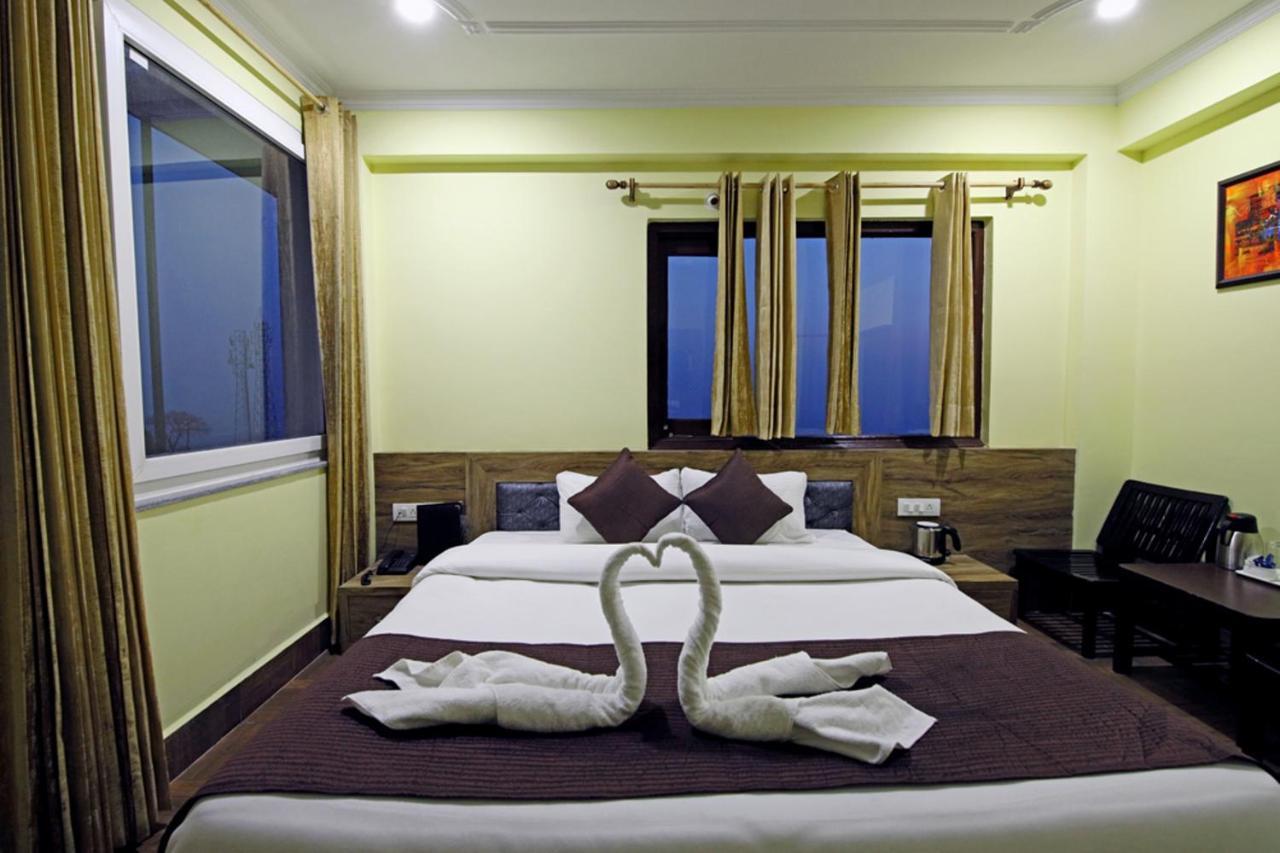 Harmony Blue Mcleodganj Hotell McLeod Ganj Exteriör bild